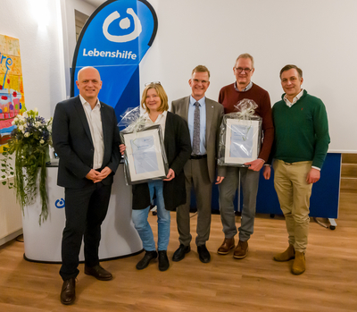 Veränderungen im Vorstand der Lebenshilfe Walsrode: Dr. Johannes Rüter, Dr. Jürgen Bastin, Burkhardt Stock, Gaby Brinkmann, Holger Stolz (von rechts) 